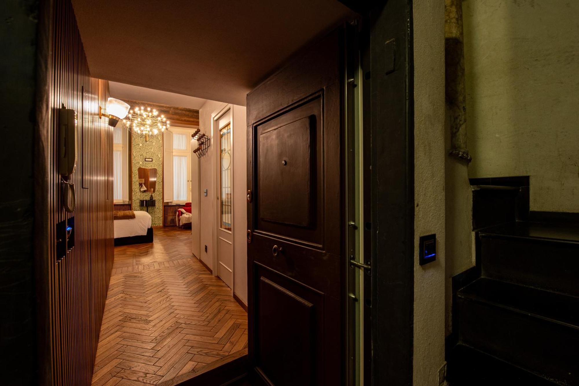 Genova Centro - Lussuosa Suite Arte E Storia Bagian luar foto